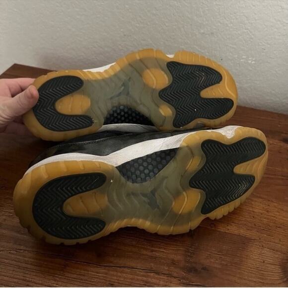 Nike Air Jordan 11 Retro Low Barons Black Metallic Size: 8.5 - Picture 7 of 15